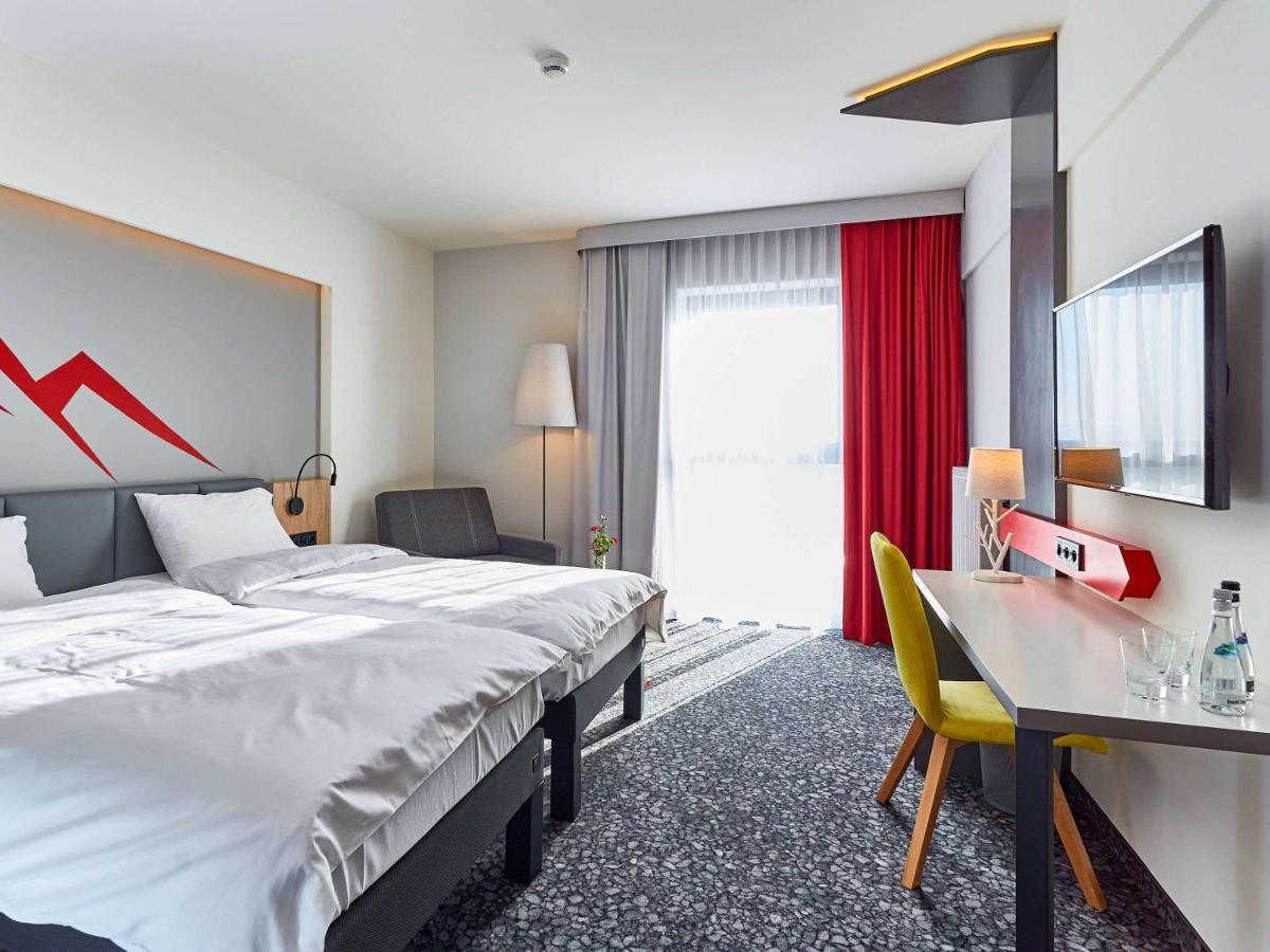 Hotel Ibis Styles Nowy Targ Exterior foto