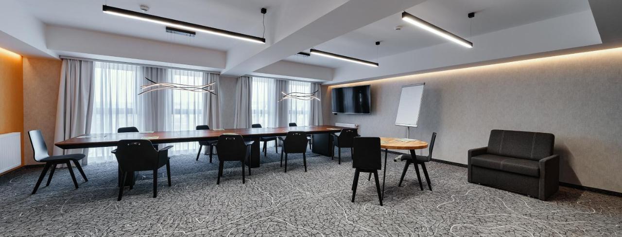 Hotel Ibis Styles Nowy Targ Exterior foto