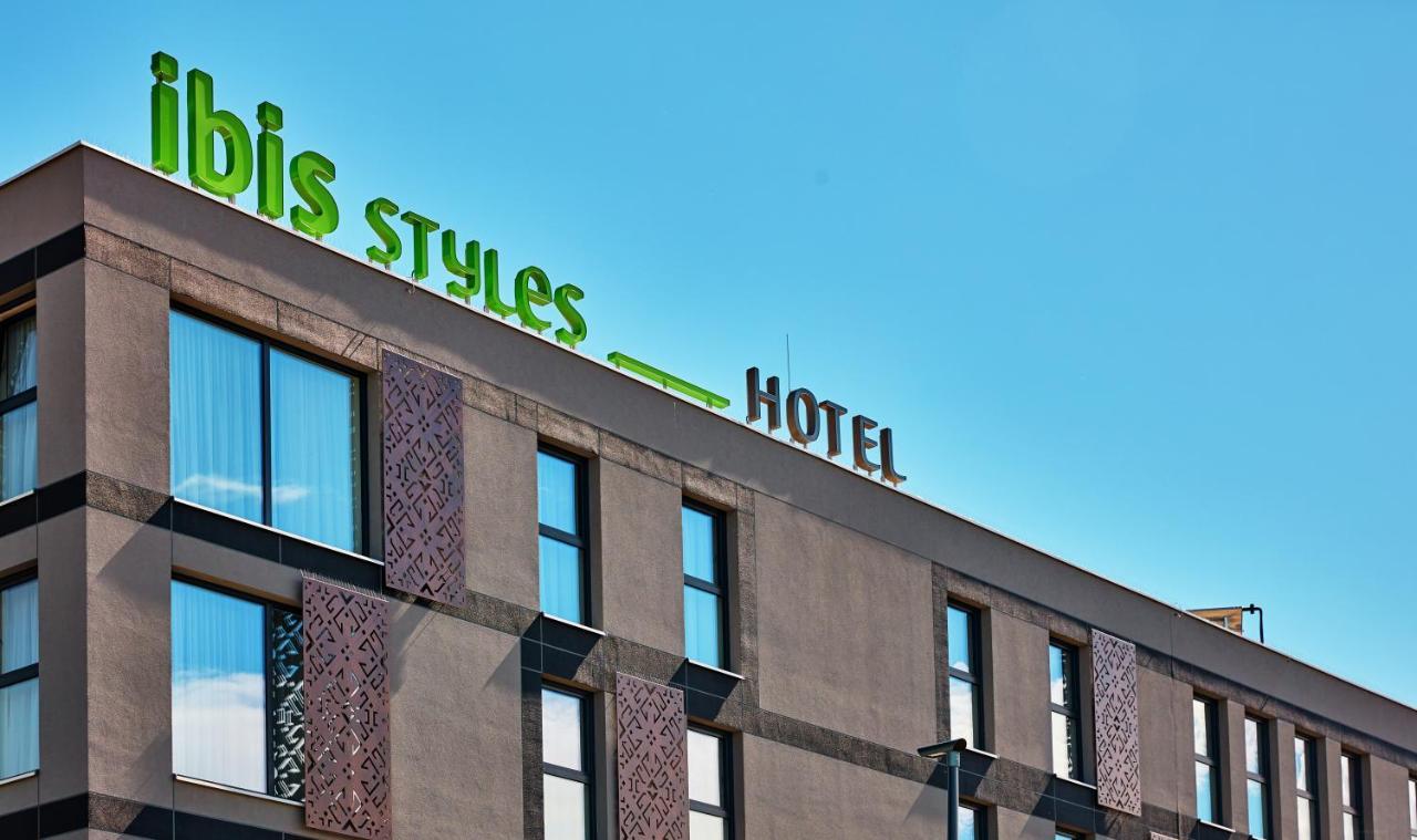 Hotel Ibis Styles Nowy Targ Exterior foto